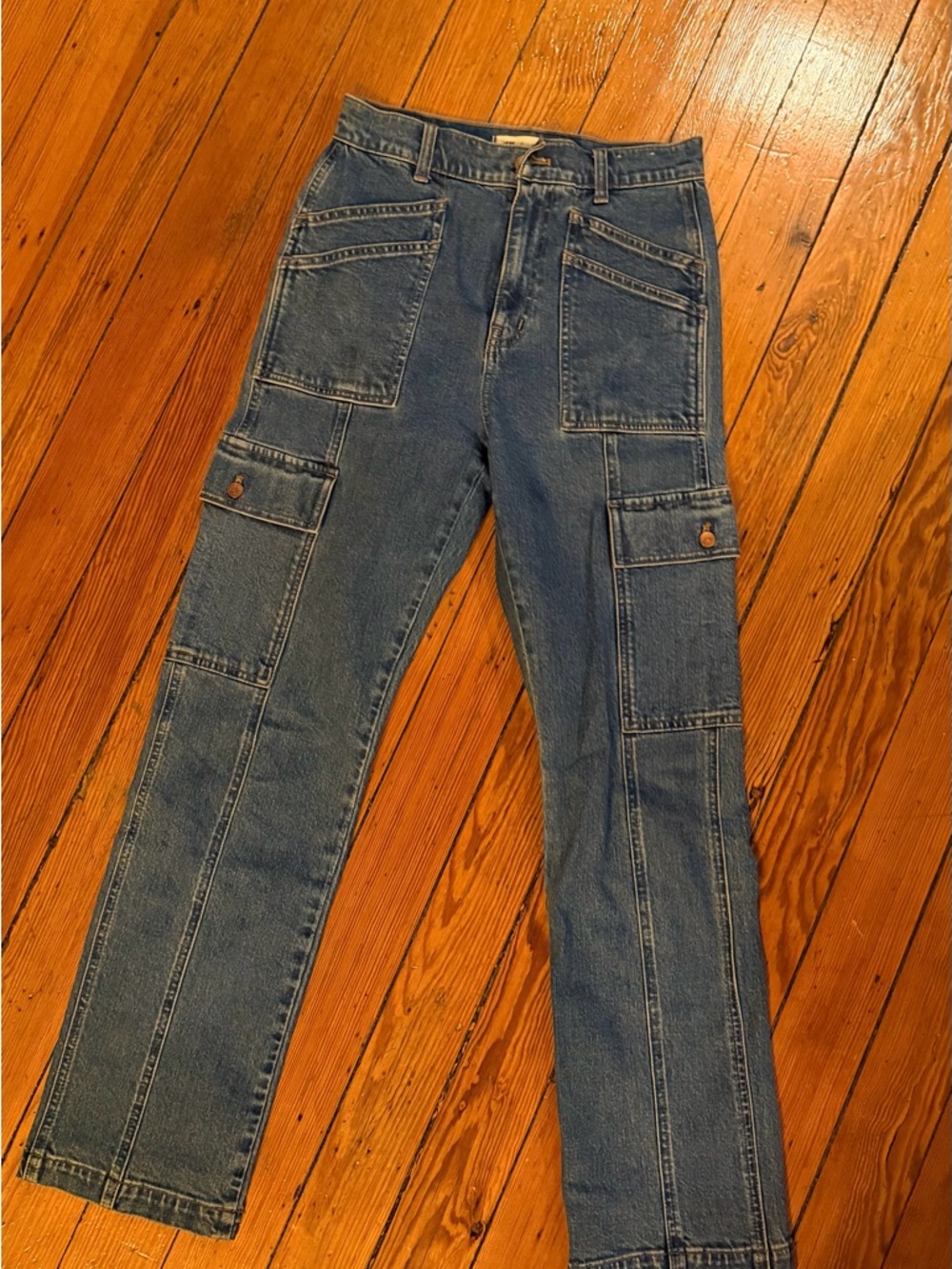 Madewell 90’s Straight Utlility Cargo Jeans in Medium Blue - Picture 3 of 9
